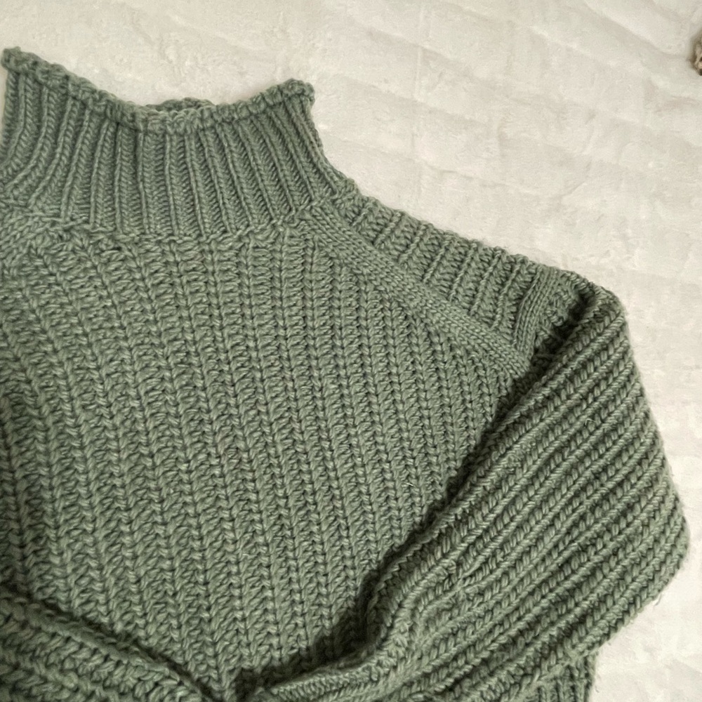 H&M Knit Sweater Mint Green
